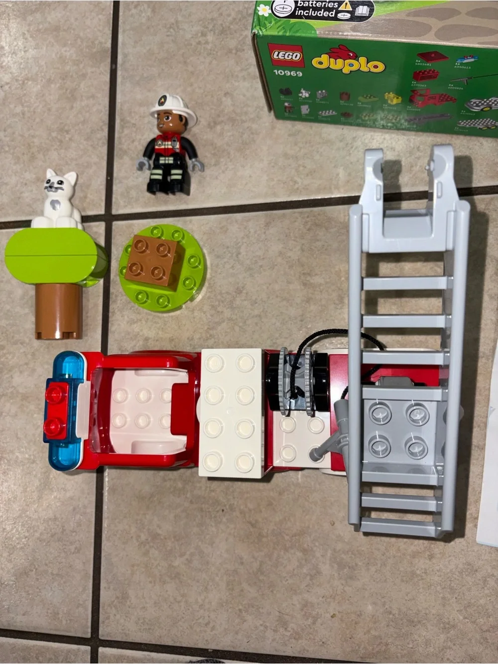Lego Duplo Red Fire light up Truck Playset incomplete pcs